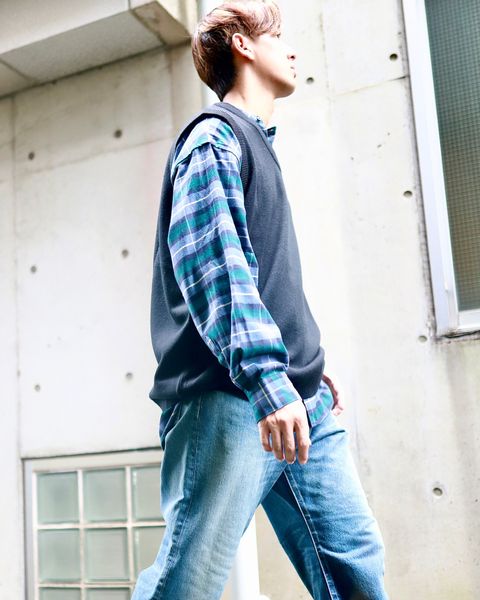 SEDAN ALL-PURPOSE セダンオールパーパス 23AW TECH LOGO KNIT VESTスタイル