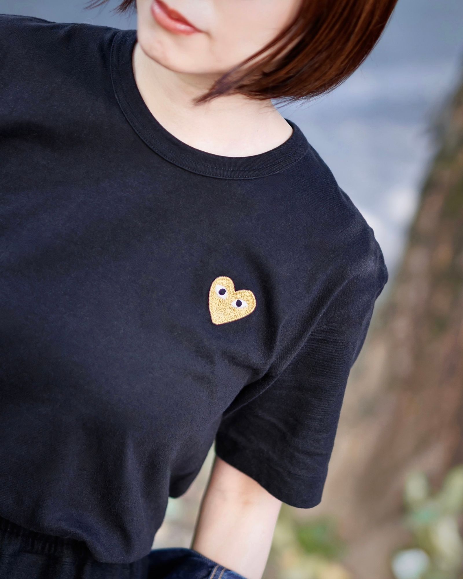 PLAY COMME des GARCONS - プレイコムデギャルソン ワンポイントTシャツ (BLACK×GOLD HEART) | mark