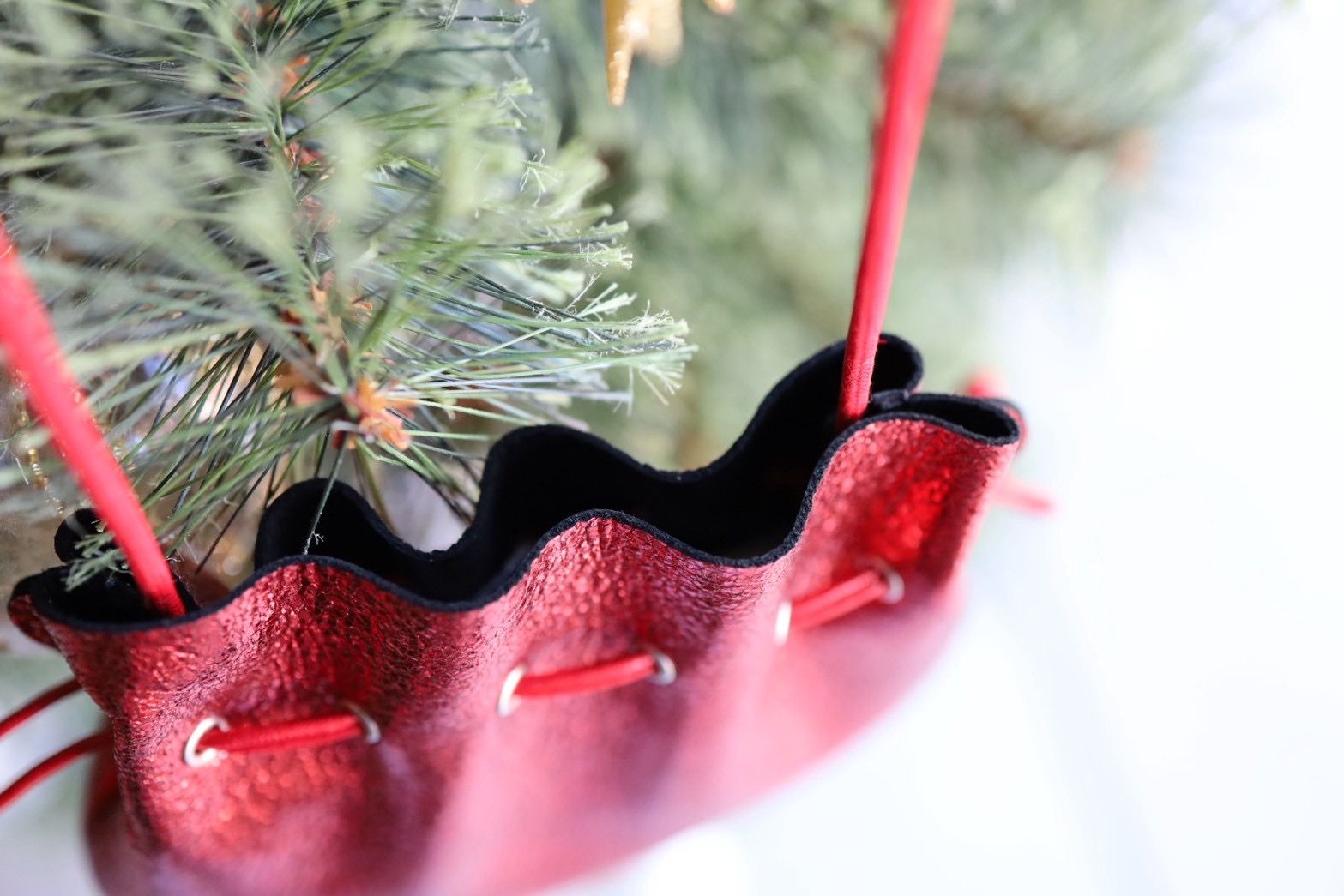 エンダースキーマ バッグpetal sac gloss(yv-b-psg)red☆12月6日(土)発売！