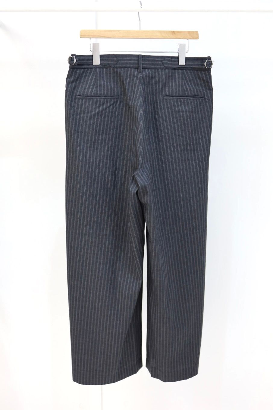 marka 26SS TWO TUCK BAGGY TROUSERS(M26A11PT02C)GRAY STRIPE☆新作発売！