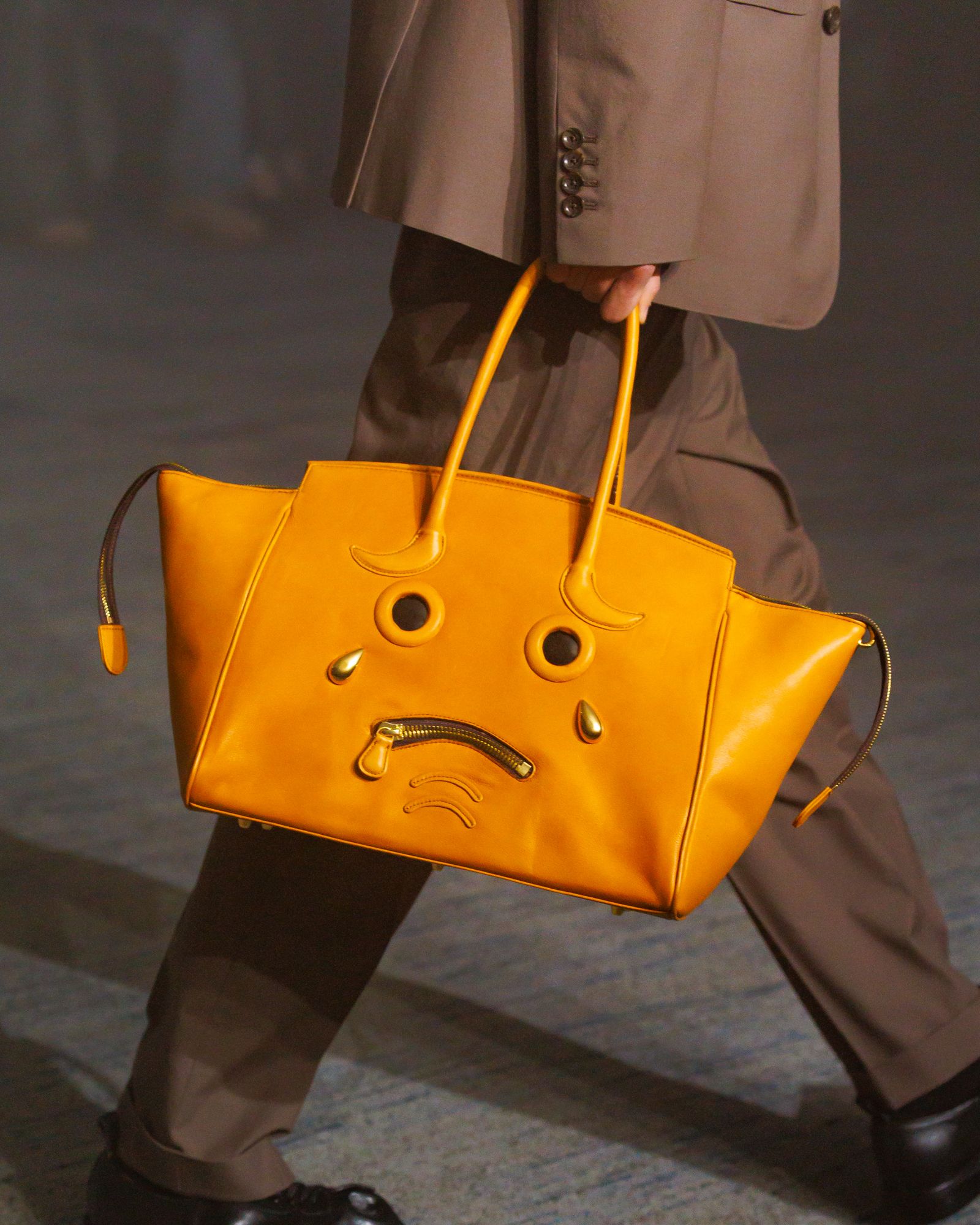 doublet ダブレット26AW PLEADING EMOJI LEATHER BAG (26AW73BG87)BLACK☆7月11日(土)発売！