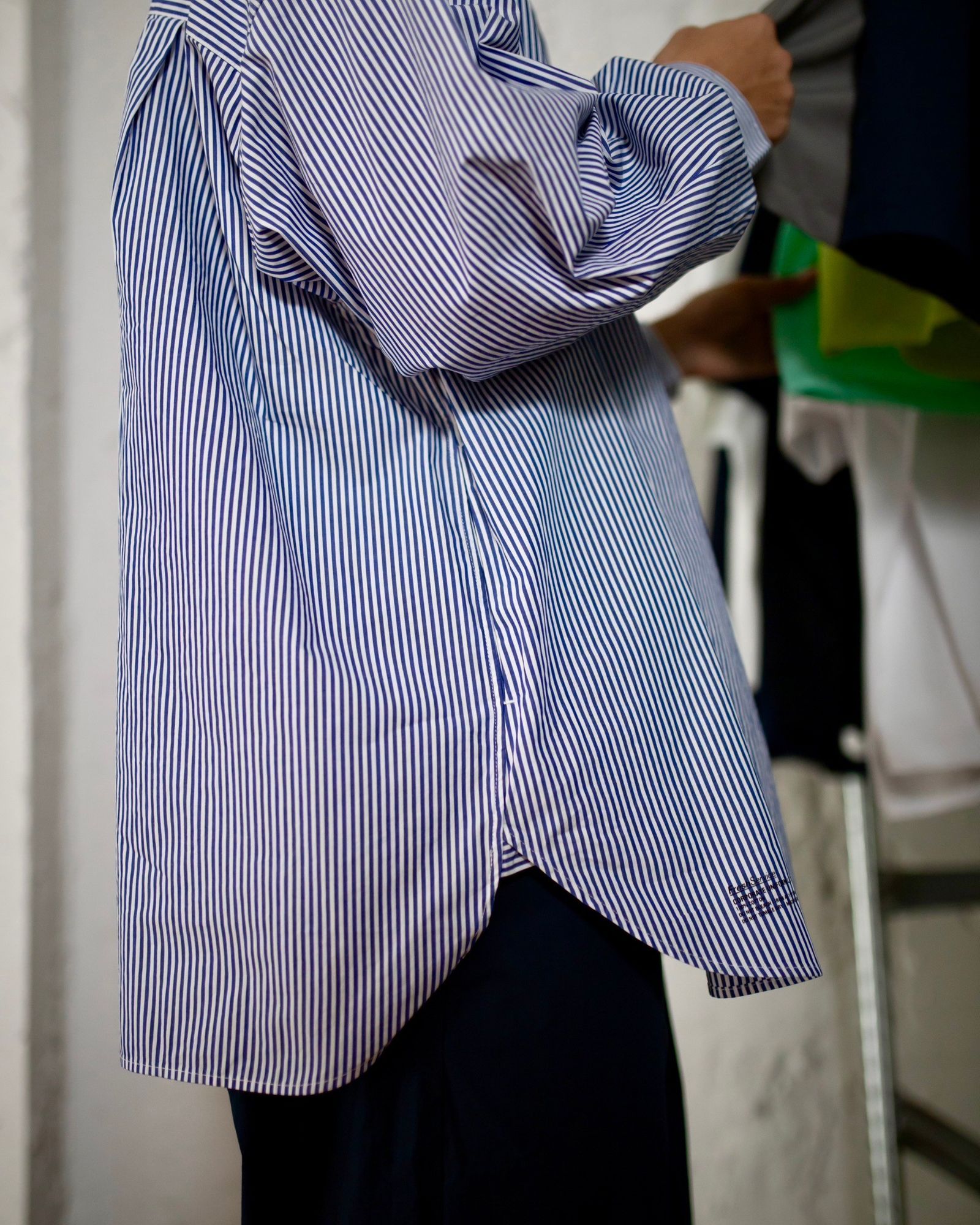 FreshService SPOT CORPORATE UNIFORM L/S SHIRT(BLUE STRIPE) style 2024.6.28