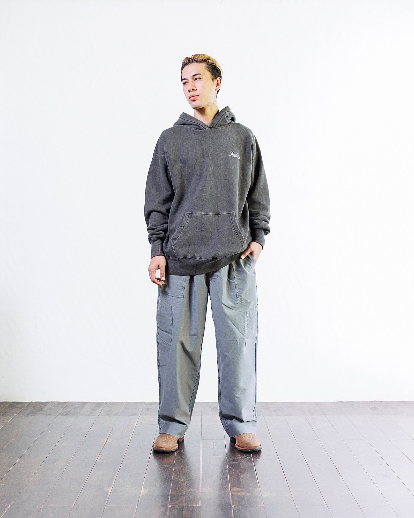 LASTMAN PRINTED CREW NECK "WANTED" スタイル