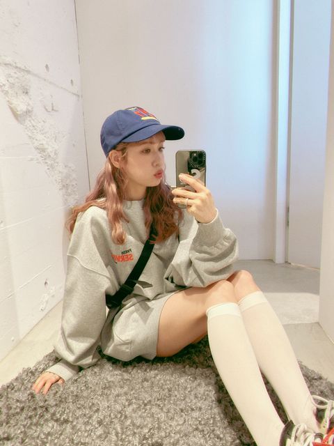 FreshService新作 CORPORATE PRINTED CREW NECK SWEAT"All Day All Night"style.2024.3.11