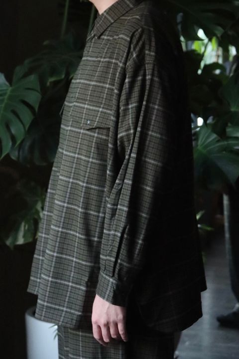 FreshService WOOLY STRETCH TAB-COLLAR SHIRT style.2022.9.10