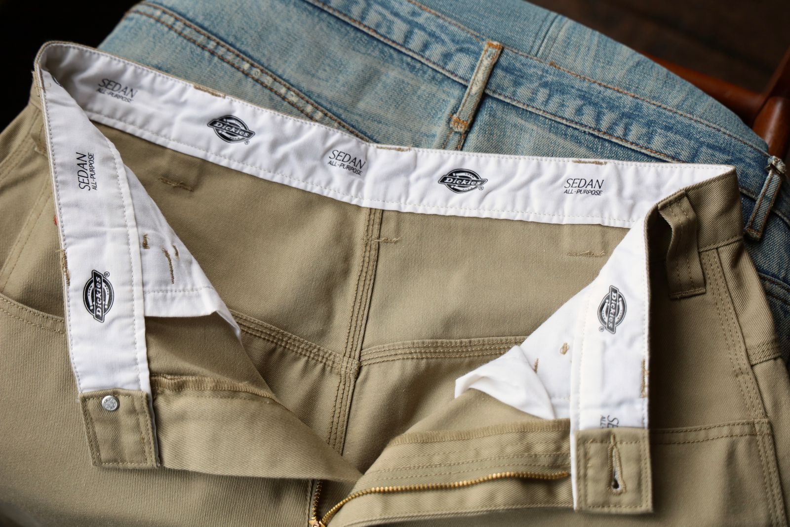 セダンオールパーパス SS25 Dickies® / Carpenter Wide Shorts(SD25S-PT09)Khaki