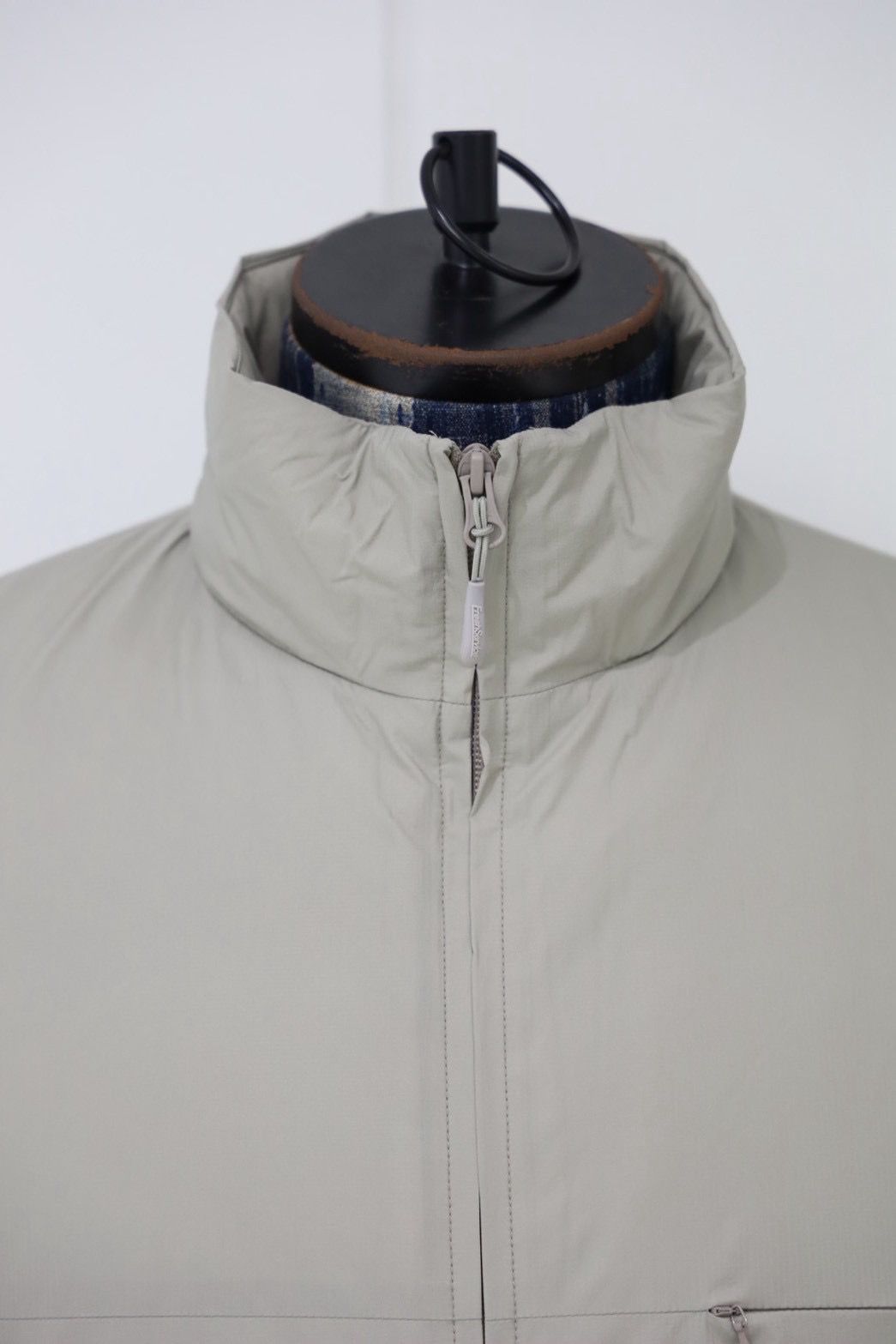 フレッシュサービス PERTEX® QUANTUM AIR MINI RIPSTOP ZIP-UP BLOUSON(FSC253-30195)BEIGE★10月18日(土)発売！