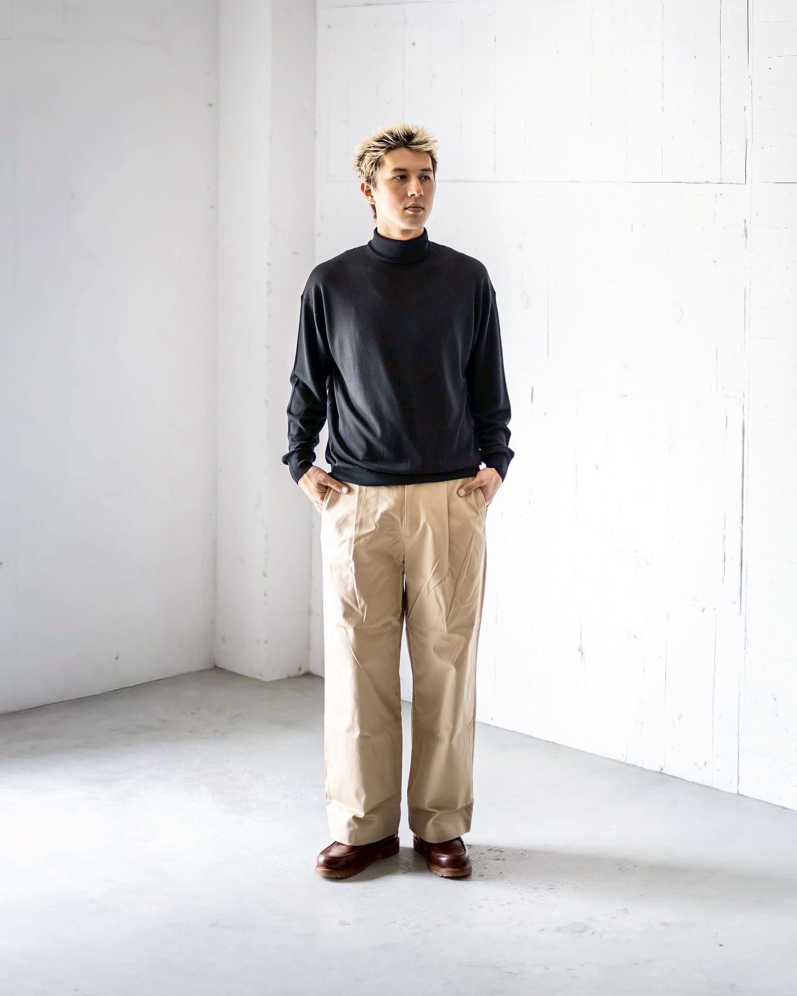 Graphpaper High Gauge L/S Oversized High Neck Knit 8月23日(土)新作発売！