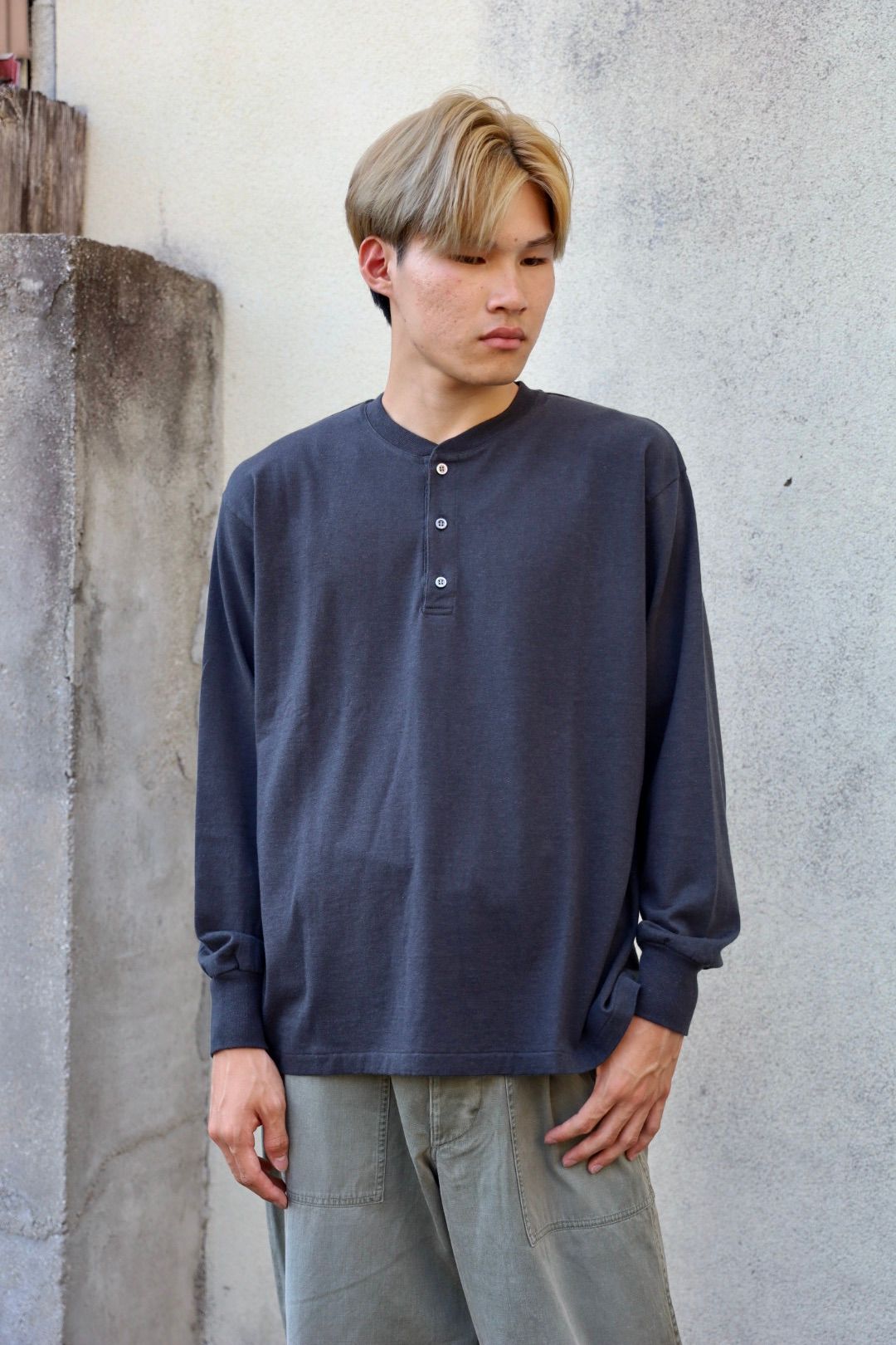 トップス A.PRESSE Cashmere Blend L/S Henley Neck A.PRESSE Cashmere Blend L/S Henley Neck Shirt (BLACK) 新作
