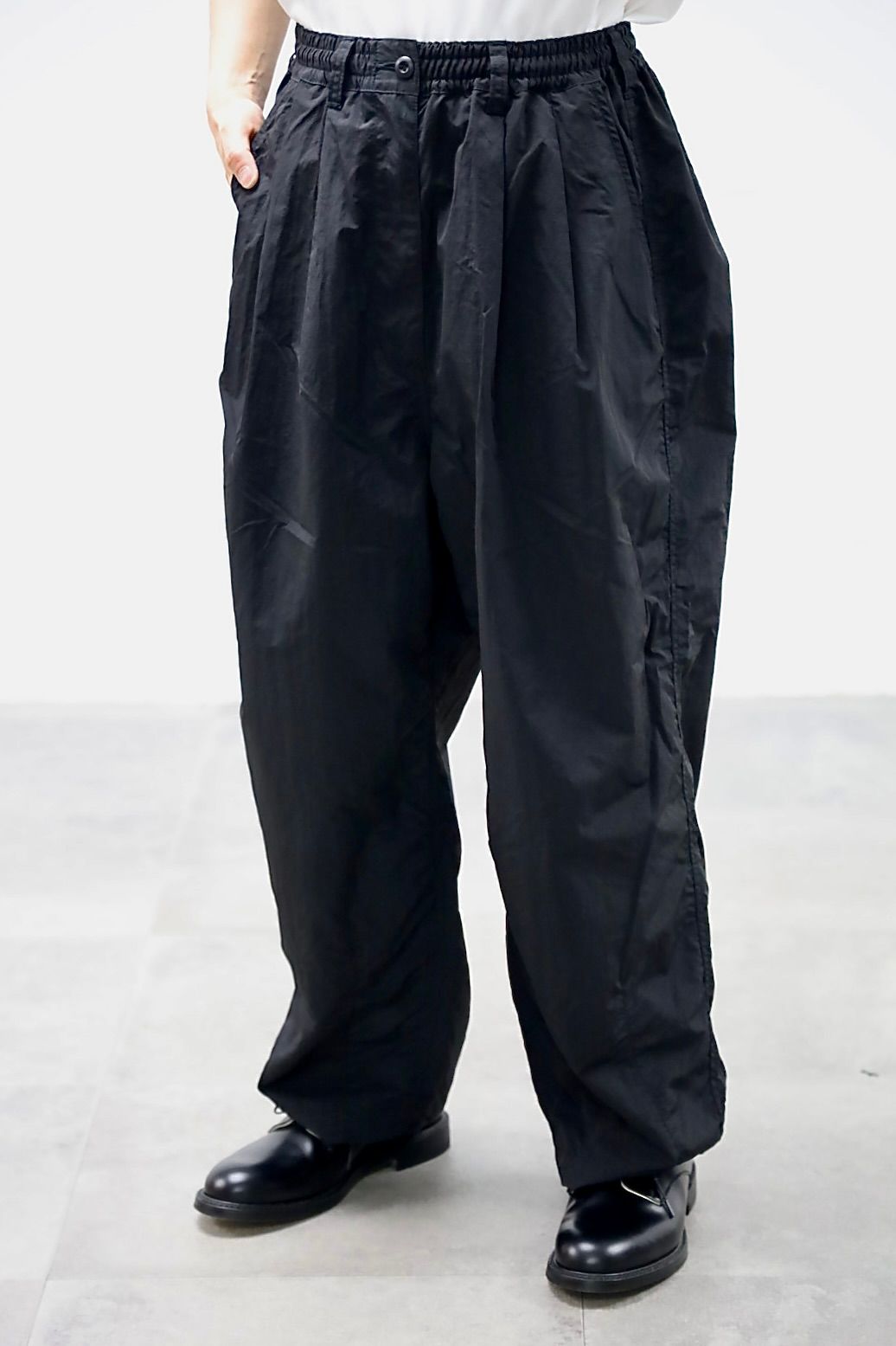 コムデギャルソンオム26SS ナイロンタッサー2タックイージーパンツ(HQ-P016-051)BLACK☆3月6日(金)発売！