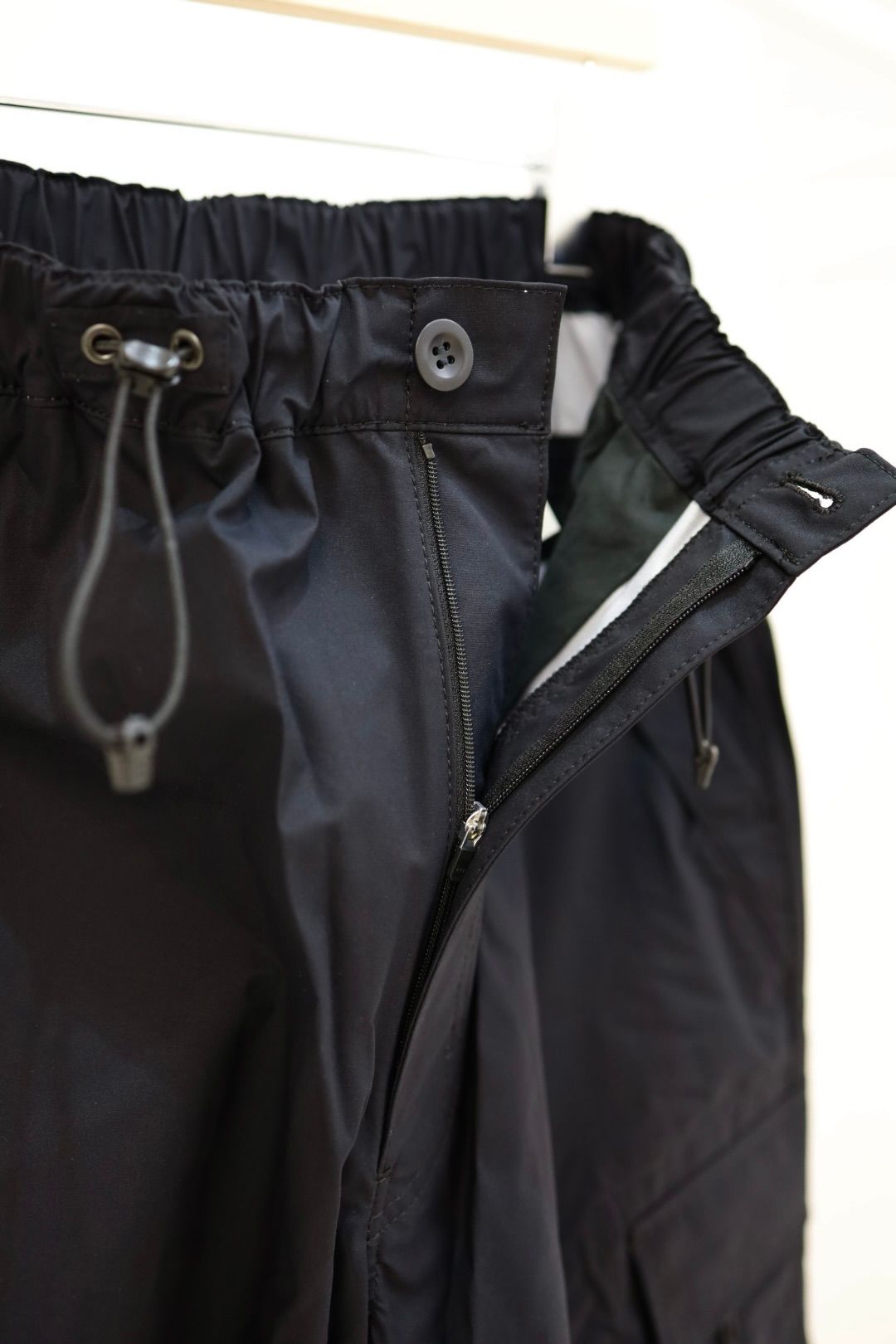 コムデギャルソンオム26SS ナイロンタフタ3層パンツ(HQ-P011-051)BLACK☆2月6日(金)発売！