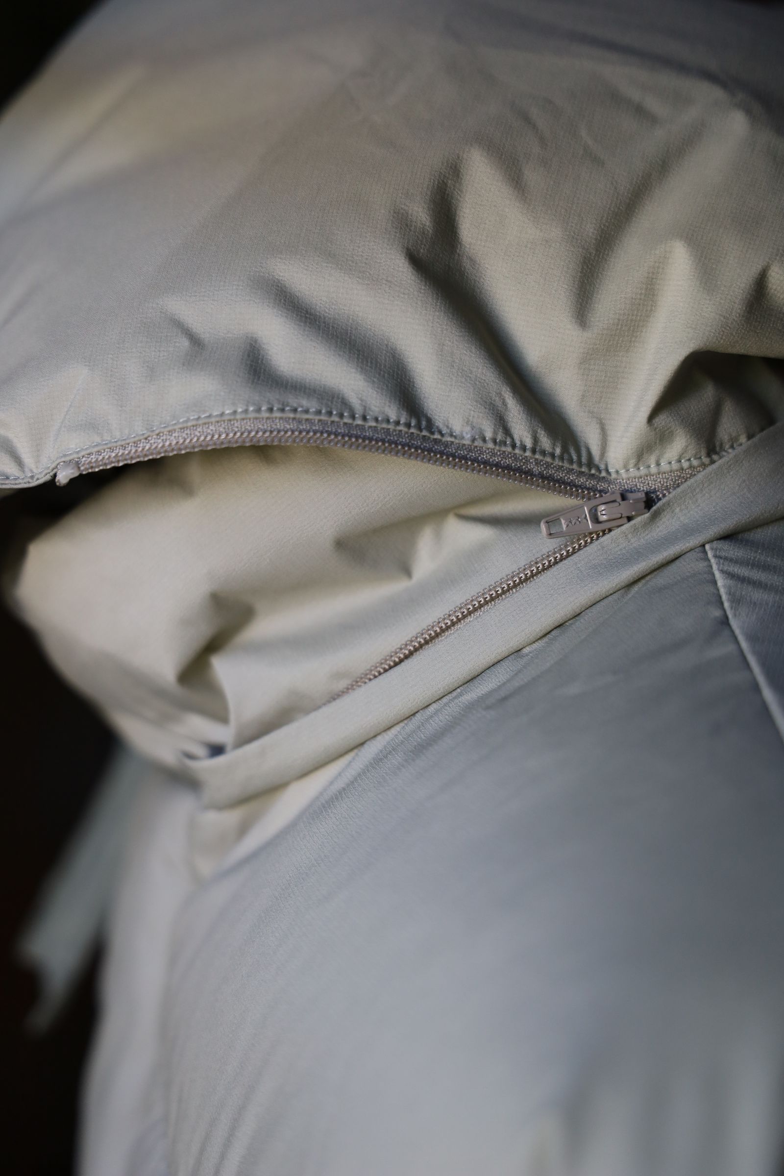 フレッシュサービス CORPORATE DOWN JACKET(FSC243-10111B)BEIGE