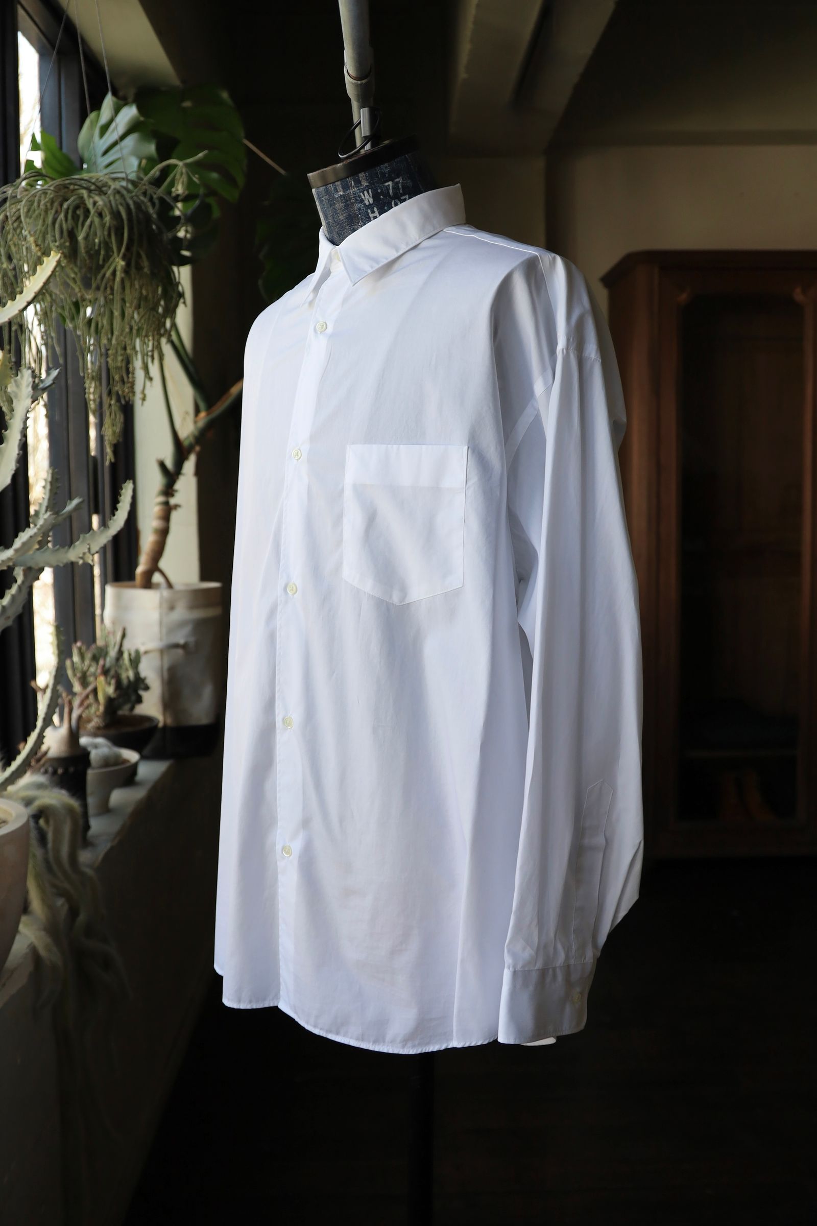 グラフペーパーシャツ Broad L/S Oversized Regular Collar Shirt(GM253-50001B)WHITE