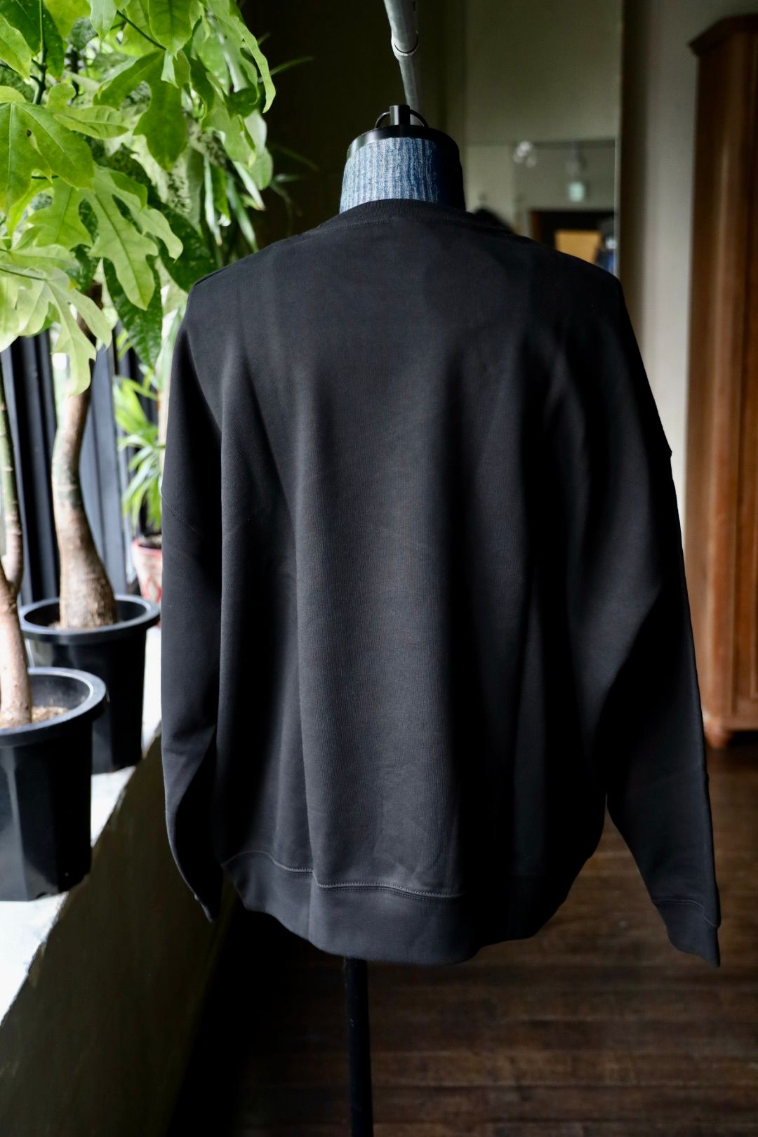 イズネスミュージック 25AW DELAY SWEAT SHIRTS (IMP6_17_MUSIC DELAYSW01)BLACK☆新作発売！