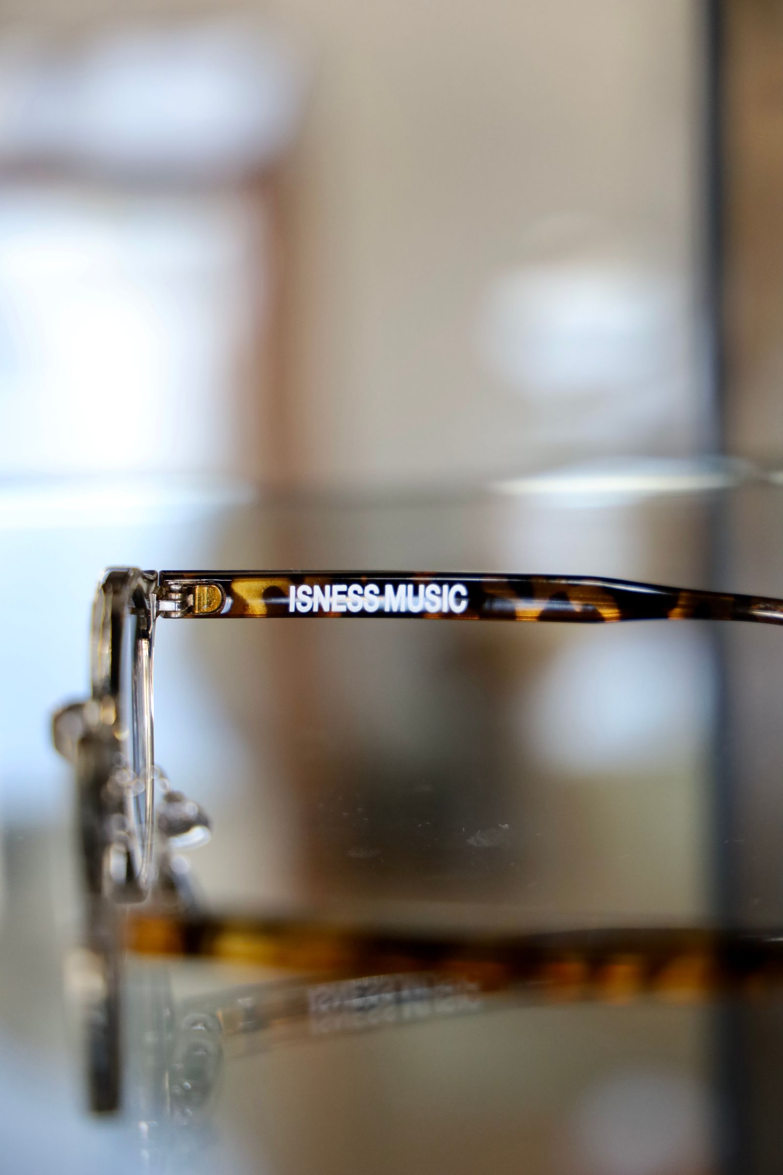 イズネスミュージックサングラス is-ness LARRY SUNGLASSES(BOSTON TYPE)CLEAR-GRAY