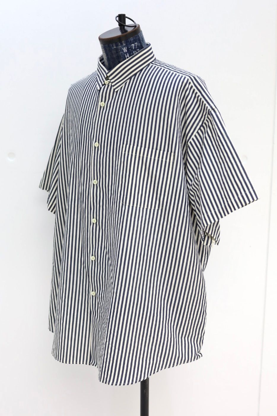 イズネス 26SS シャツTab Color Vent Short-Sleeve Shirt(26SS_28_1008SSSH02)NAVY STRIPE☆新作発売！
