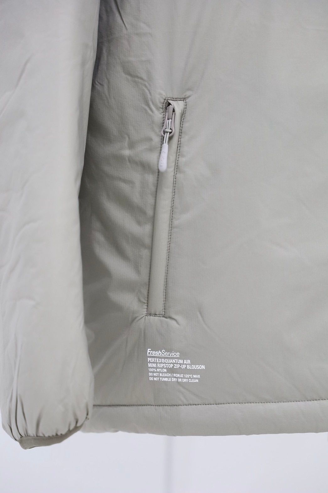 フレッシュサービス PERTEX® QUANTUM AIR MINI RIPSTOP ZIP-UP BLOUSON(FSC253-30195)BEIGE★10月18日(土)発売！