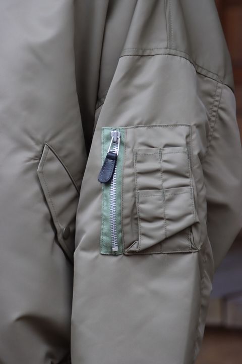doublet VEGETABLE DYED MA-1(22SS13BL132) style.2022.1.16