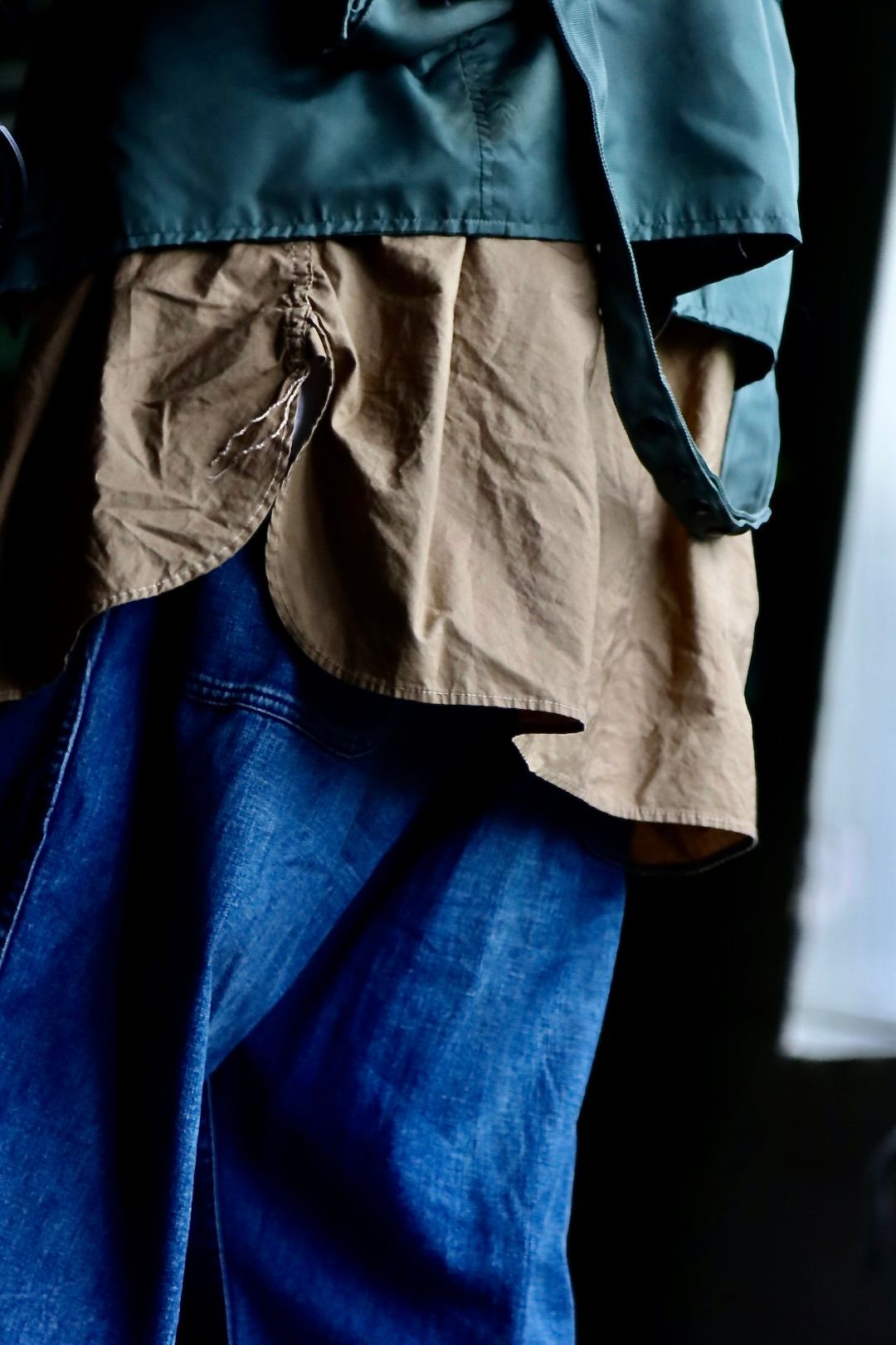 アプレッセ22AW Over Dyeing Military Shirt"BEIGE"スタイル