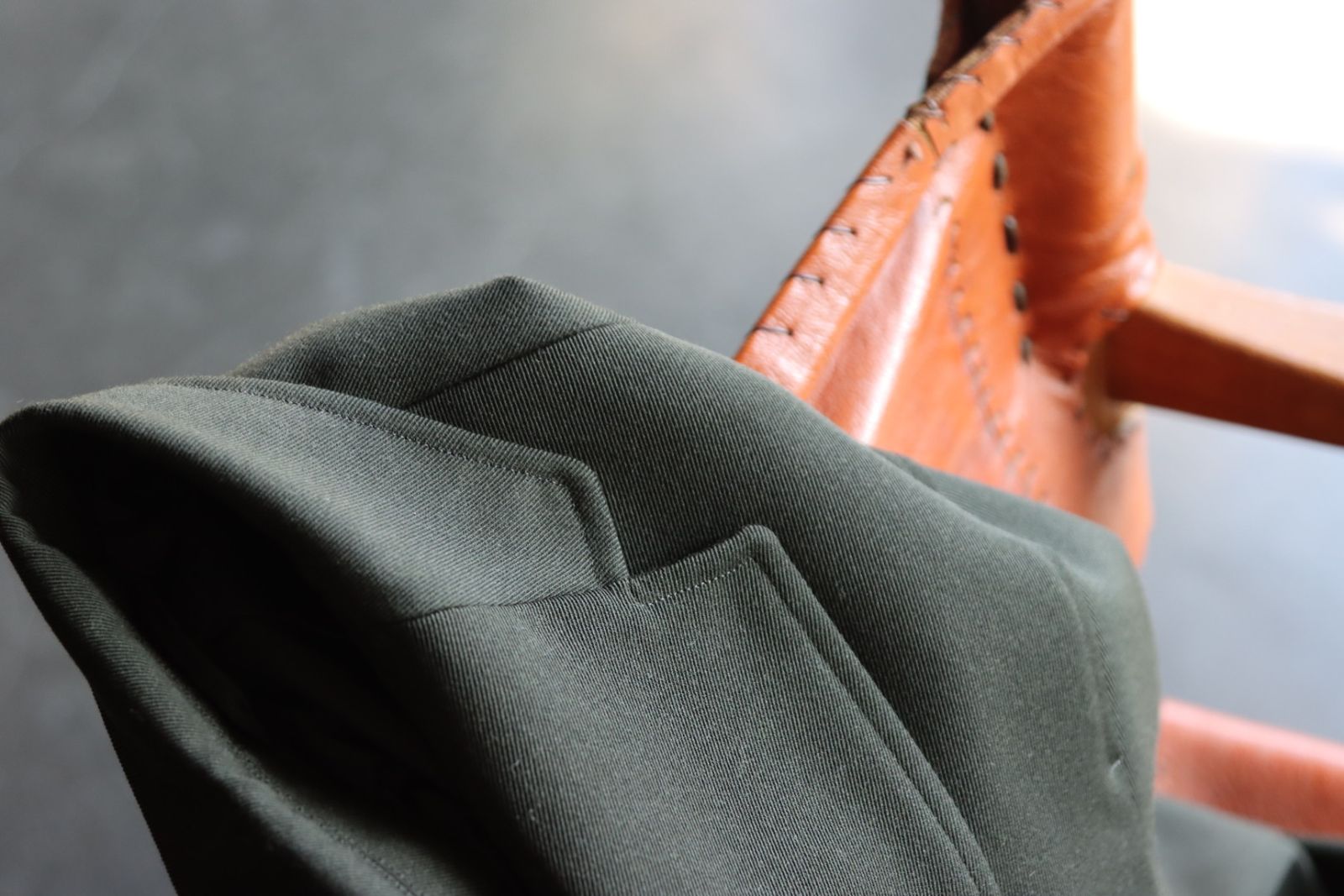 blurhms Wool Surge Cardigan Jacket"KHAKI GREY"style.2021.8.31.