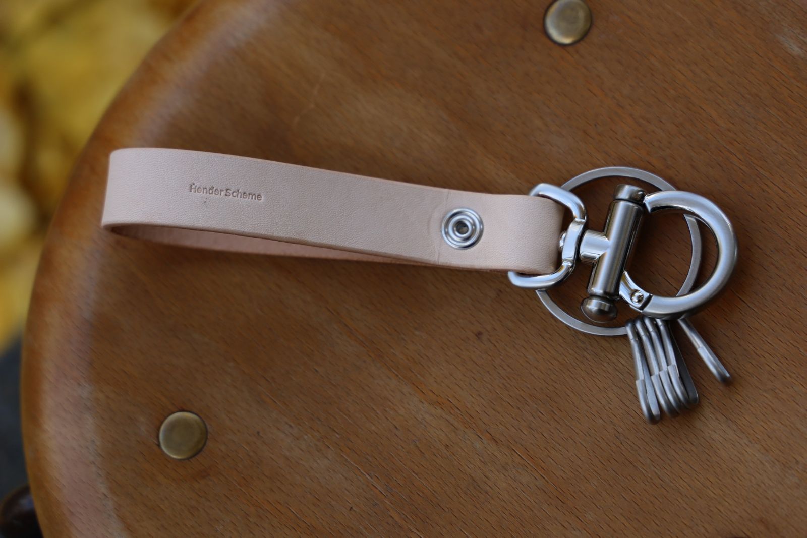 エンダースキーマ キーホルダー  key flock(qn-rc-kha)natural☆12月6日(土)発売！