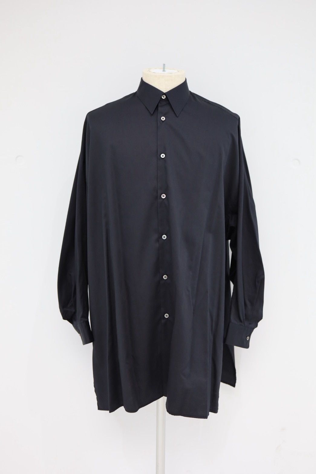 グラフペーパー WOMENS 26SS  Silicon Poplin Deep Slit Regular Collar Shirt(GL261-50183)BLACK☆2月28日(土)発売！