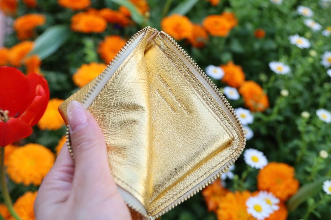 コムデギャルソン L字型ZIP財布(8Z-B031-051-1)GOLD☆4月11日再入荷！