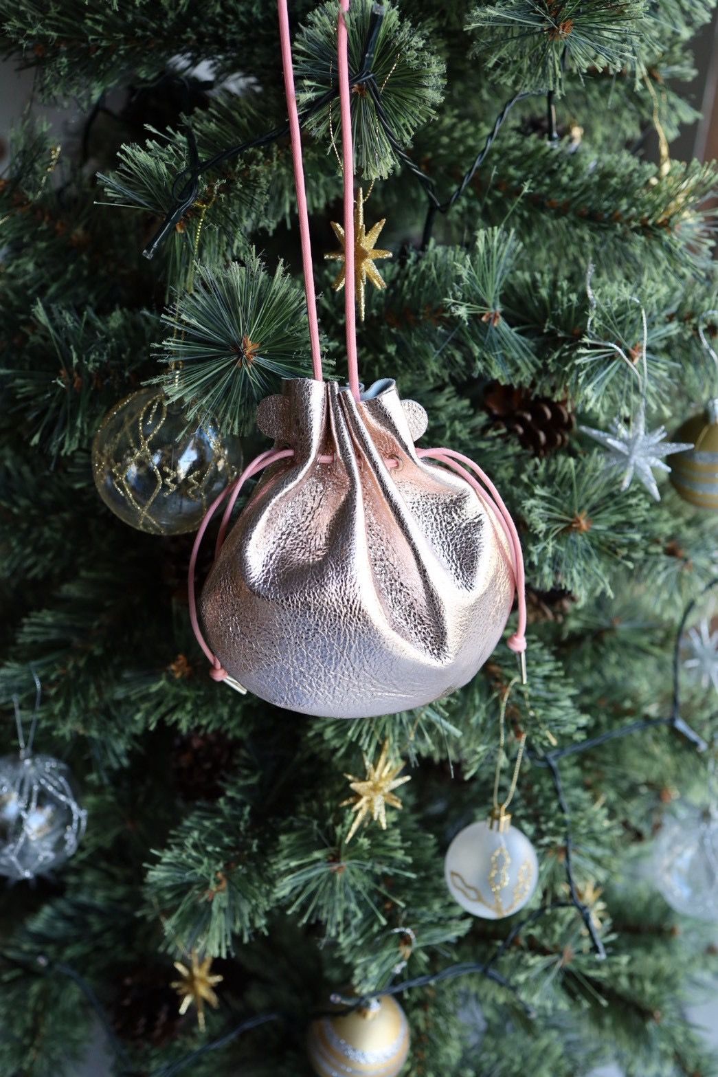 エンダースキーマ バッグpetal sac gloss(yv-b-psg)pink☆12月6日(土)発売！