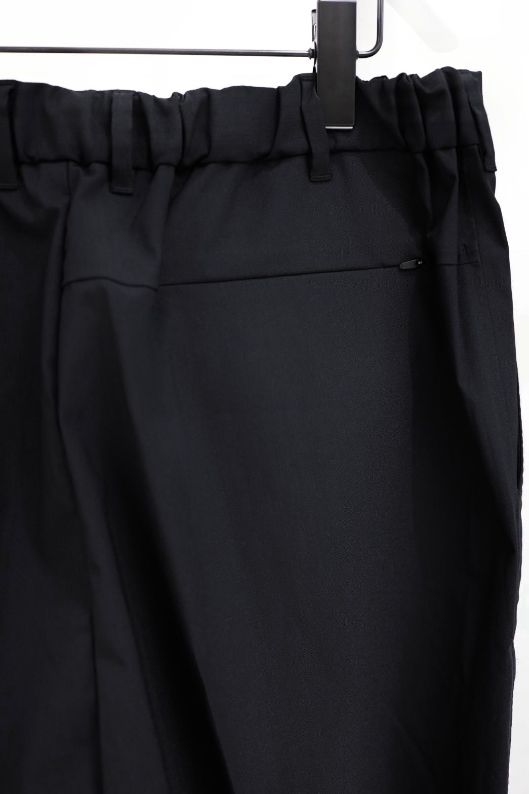 グラフペーパー DESCENTE for Graphpaper Wide Tapered Trousers(DU263-40001)BLACK ☆10月24日(土)発売！