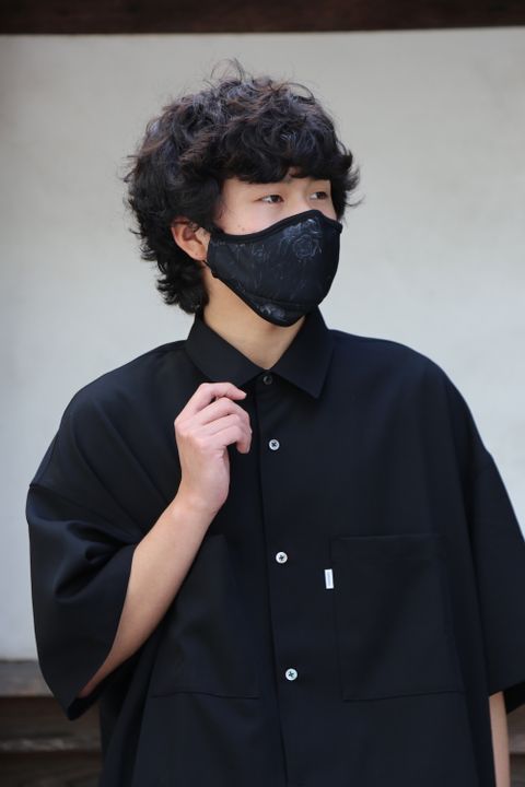 Yohji Yamamoto×NewEra MASK FACE COVERINGSマスクYohji Yamamotoスカル&ローズブラック style. 2021.06.25.