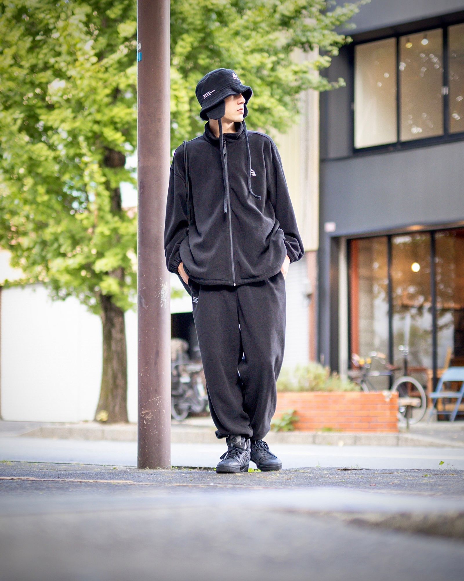 FreshService - ReFresh!Service. “FLEECE TRACK SUIT”(BLACK) | mark