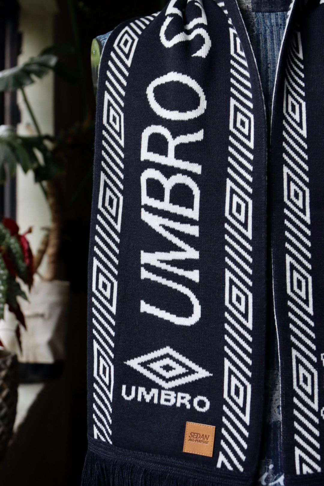 セダンオールパーパスFW23 UMBRO Football Scarf(SD23F-AC05)Navy×White☆9月30日(土)発売！