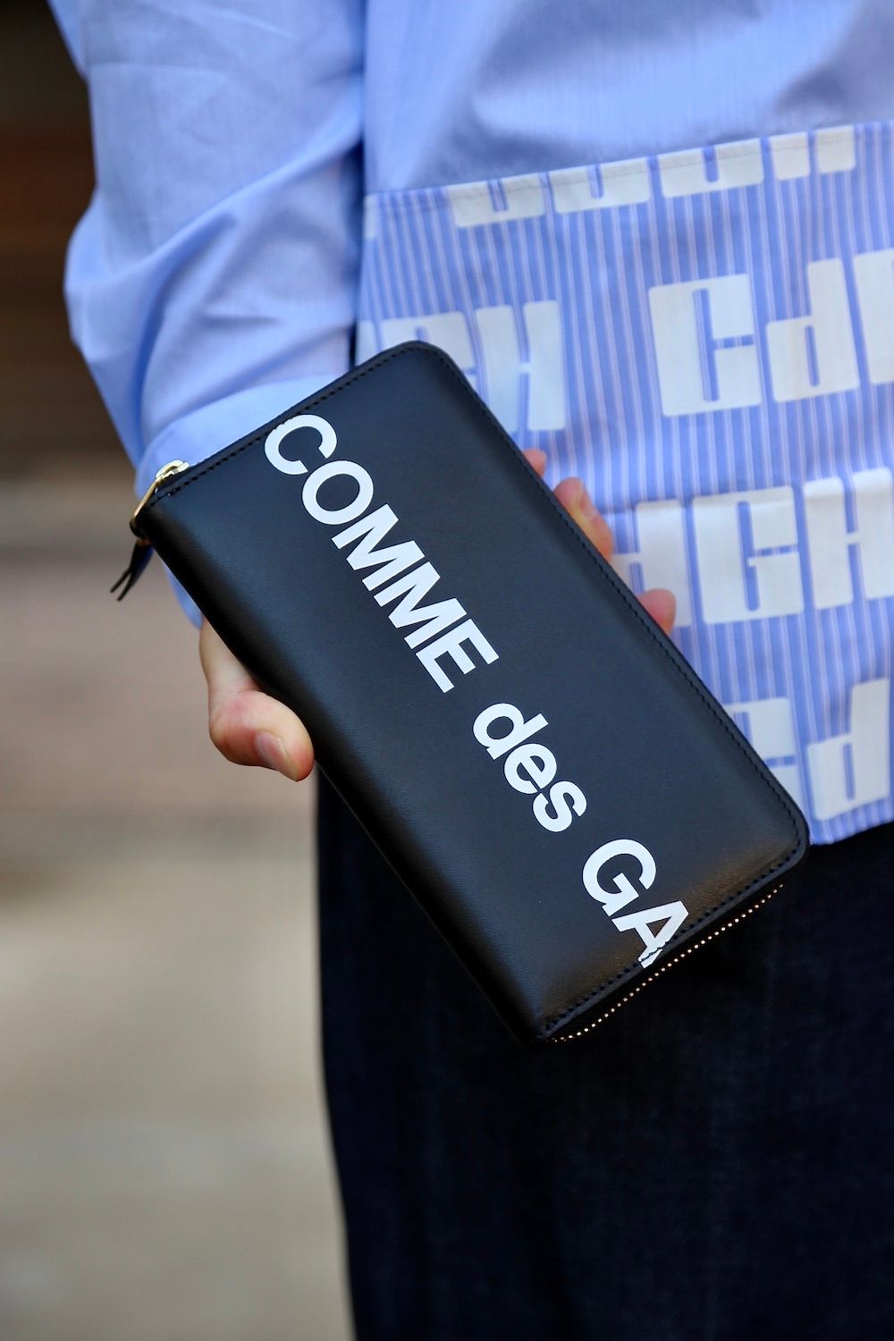 COMME des GARCONS HOMME 綿ツイル×綿ストライプロゴプリントシャツスタイル.2020.8.24.