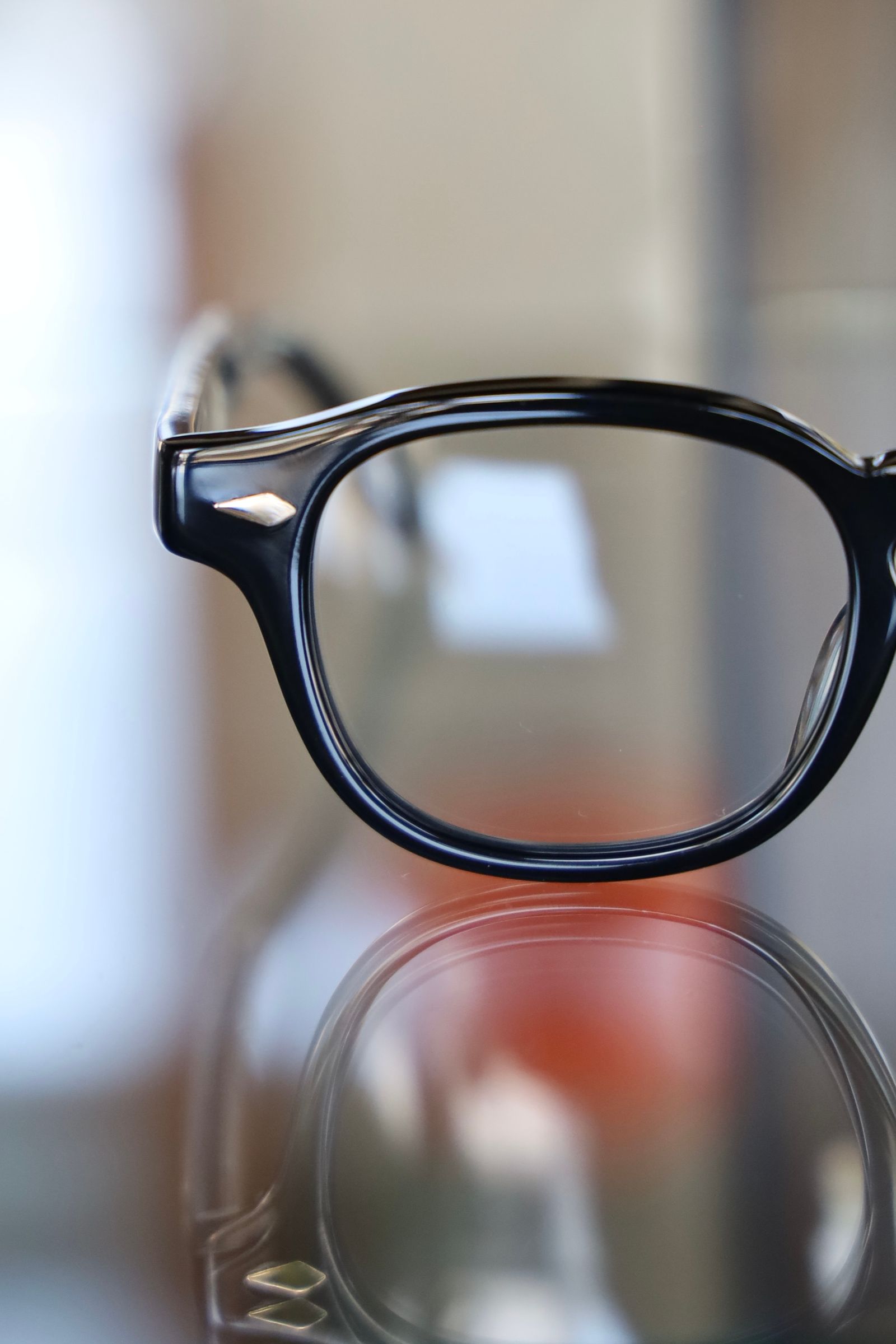 ノチノオプティカル NOCHINO-N1 #1.GLOSS BLACK × CLEAR to GREY (調光モデル)