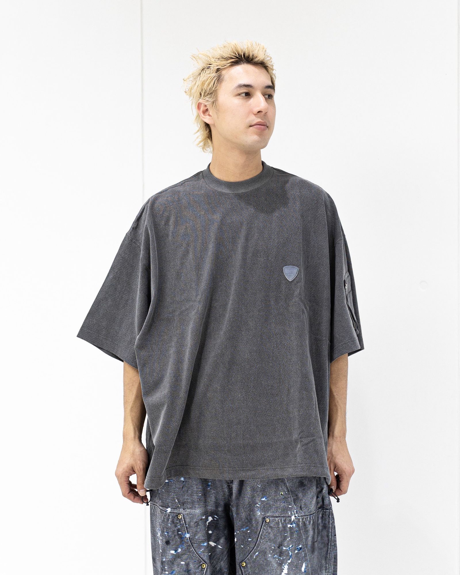 イズネス 26SS Arm Pocket Balloon T-Shirt (26SS_40_1008SST01)BLACK☆新作発売！