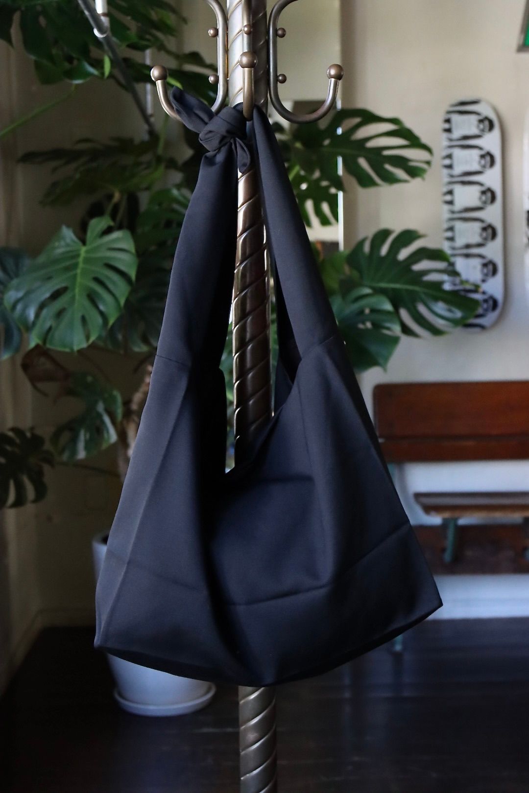 Dulcamara - ドゥルカマラ22AW よそいきトートBAG -YOSOIKI-(D222-B100)BLACK※9月30日発売 | mark