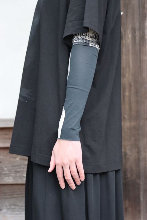 yohji yamamoto ULTIMA DENSE PLAIN STITCH WOMAN PRINT SHORT SLEEVES style.2022.1.30. ※2月2日発売