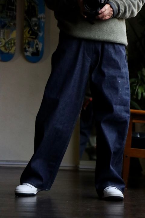 A.PRESSE Military Denim Trousersスタイル