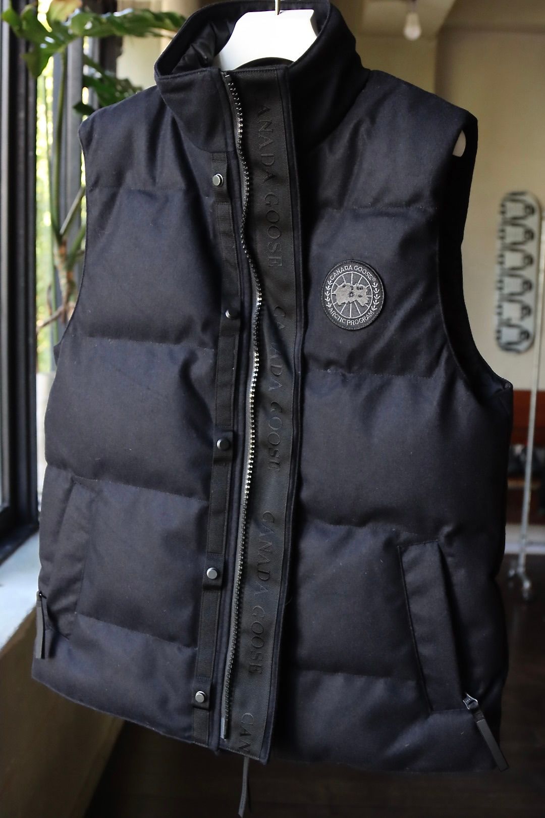 お得日本製】 CANADA GOOSE カナダグース 「GARSON VEST（ガーソンベスト）」の通販 by さぼてん's  shop｜カナダグースならラクマ