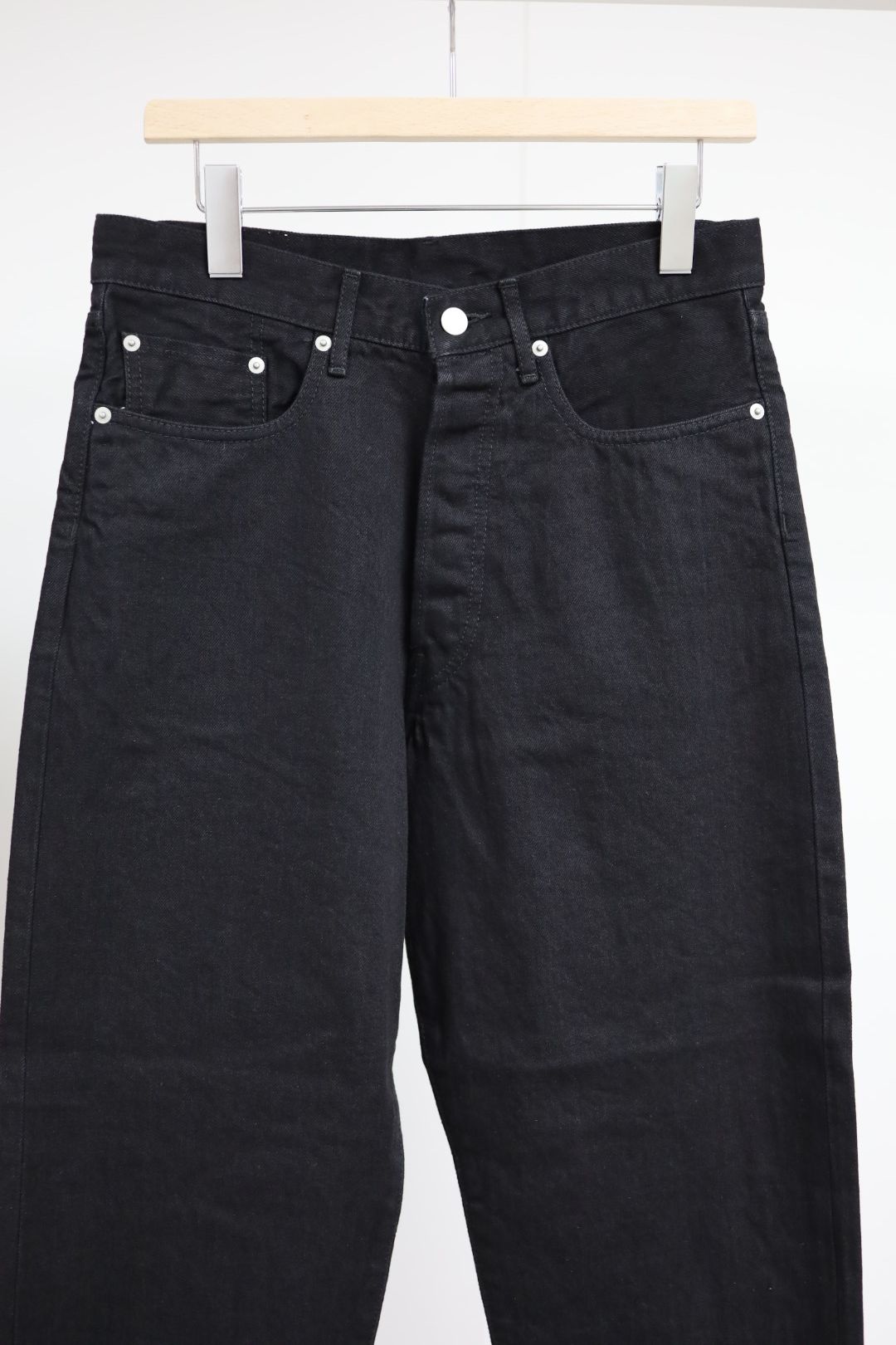 グラフペーパー Selvage Denim Five Pocket Tapered Pants(GU261-40058RB)BLACK_WASHED★1月24日(土)発売！
