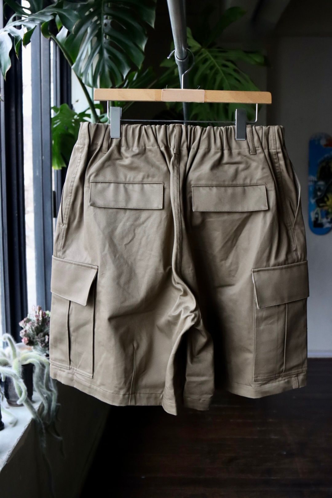 is-ness - イズネス23SSショーツ BALLOON EZ CARGO SHORTS(1005SSPT04