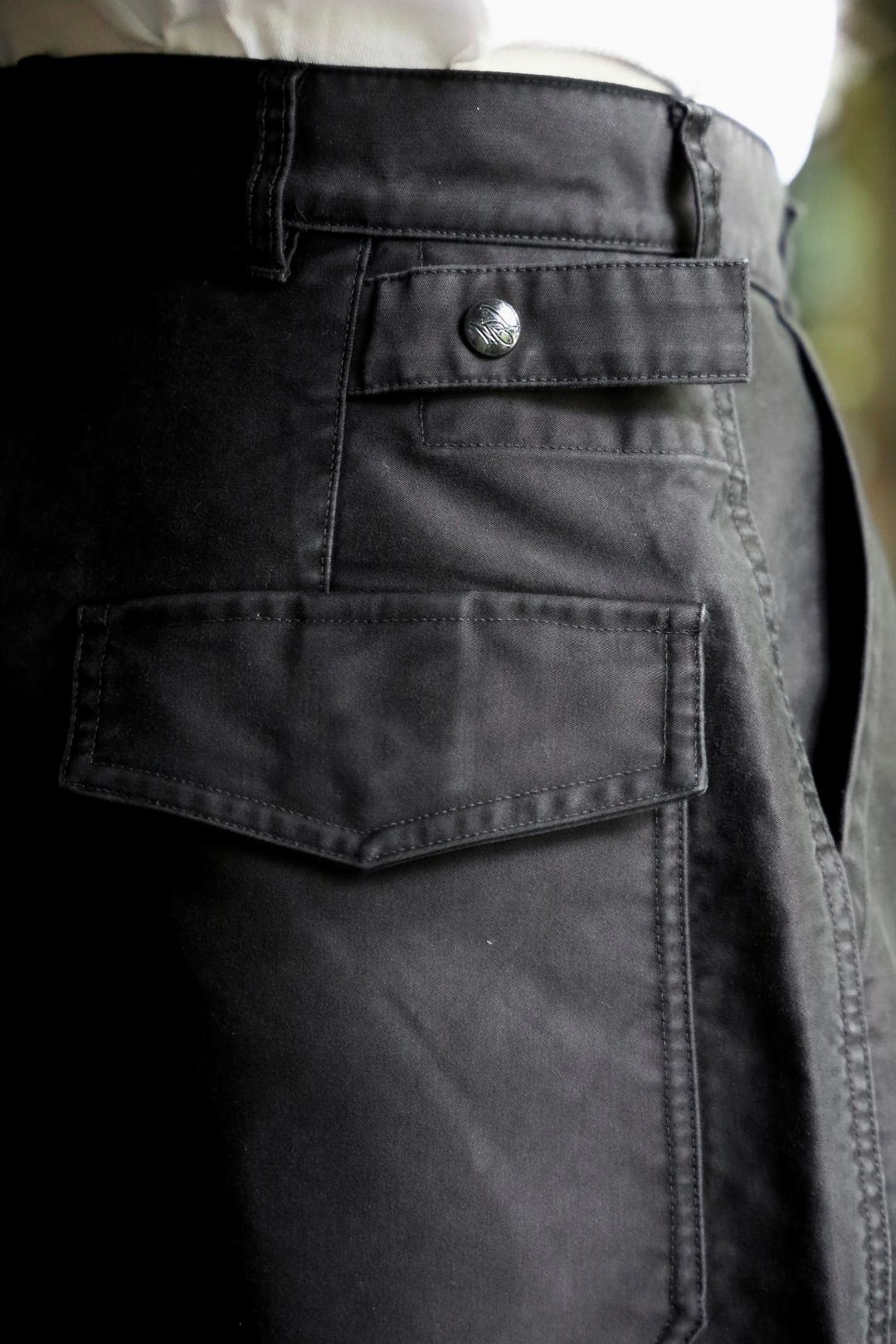 LASTMAN 24AW ラストマン大久保篤志 MOLESLIN MECHANIC PANTSスタイル