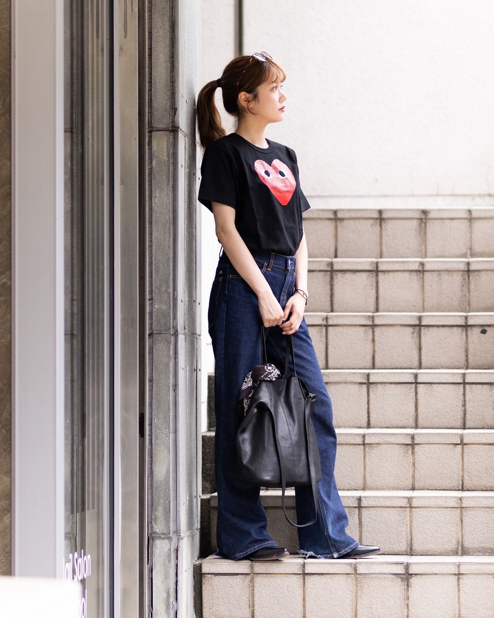 PLAYプレイコムデギャルソン レッドハートTシャツ (BLACK)