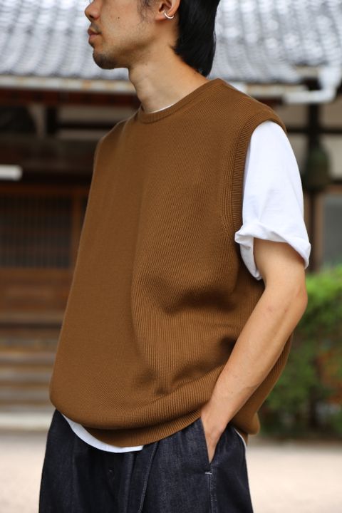 Graphpaper High Density Knit Vest"CAMEL"Style.2020.9.13.