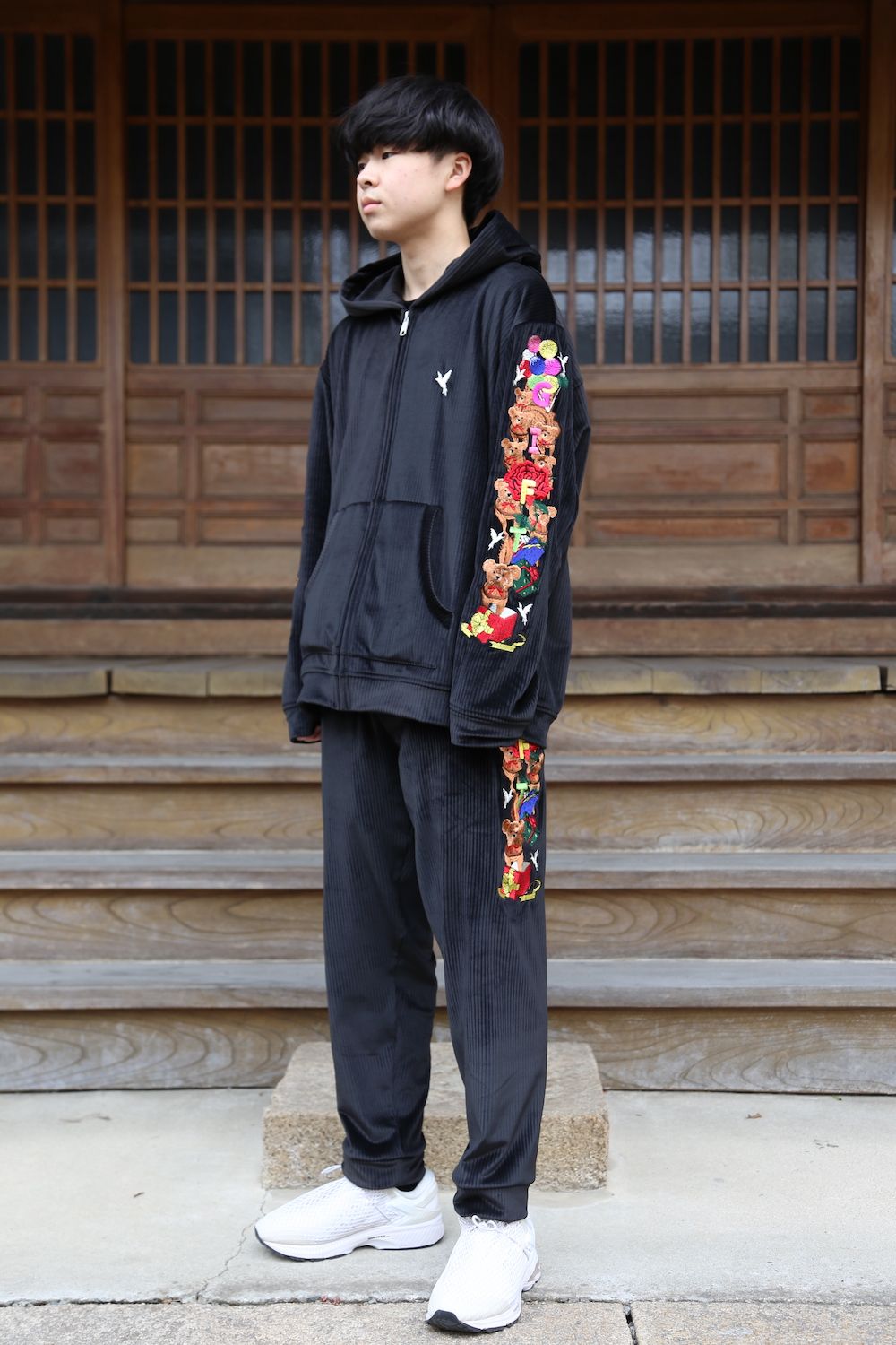 DOUBLET CHAOS EMBROIDERY TRACK PANTS | nate-hospital.com