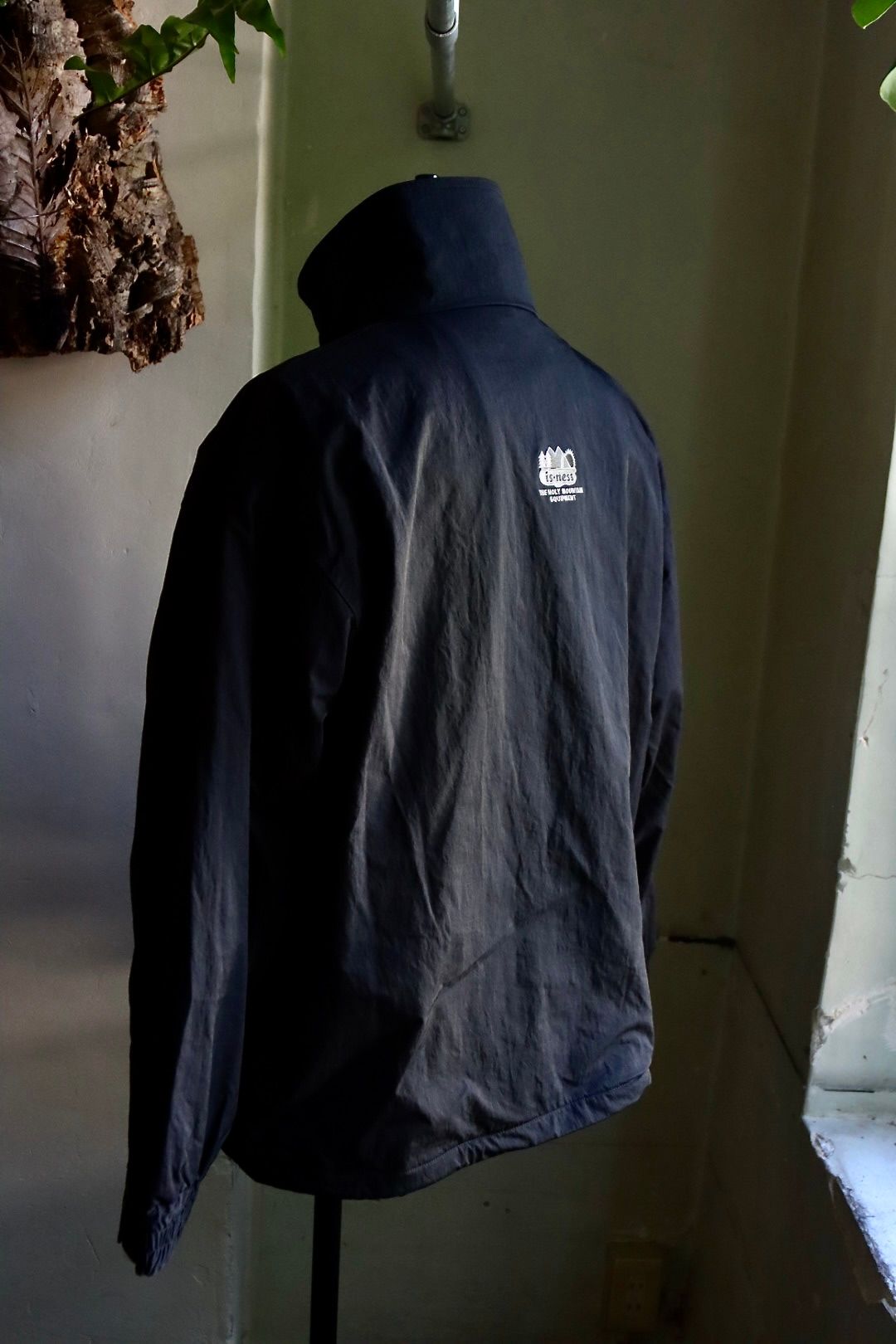 イズネス23AW SHAKA SHAKA NYLON JACKET(1005AWJK07)BLACK☆10月5日発売！