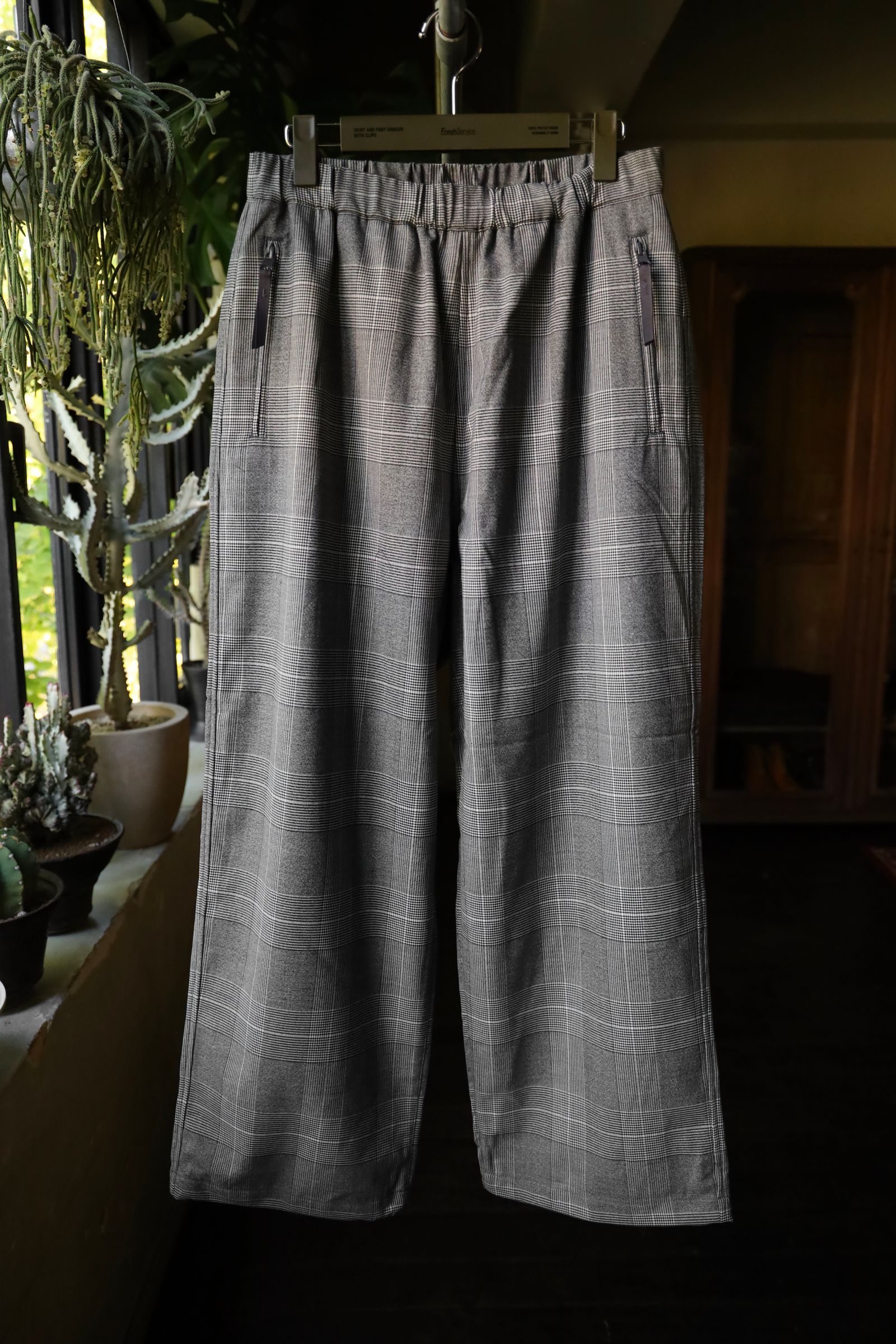 フレッシュサービス TECH WOOL TRACK PANTS(FSC244-40172)GRAY CHECK☆再入荷しました！