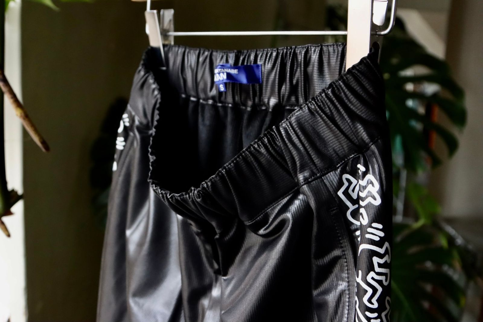 ジュンヤワタナベマン23SS KEITH HERINGエステルコールパンツ(WK-P019-051) BLACK/WHITE