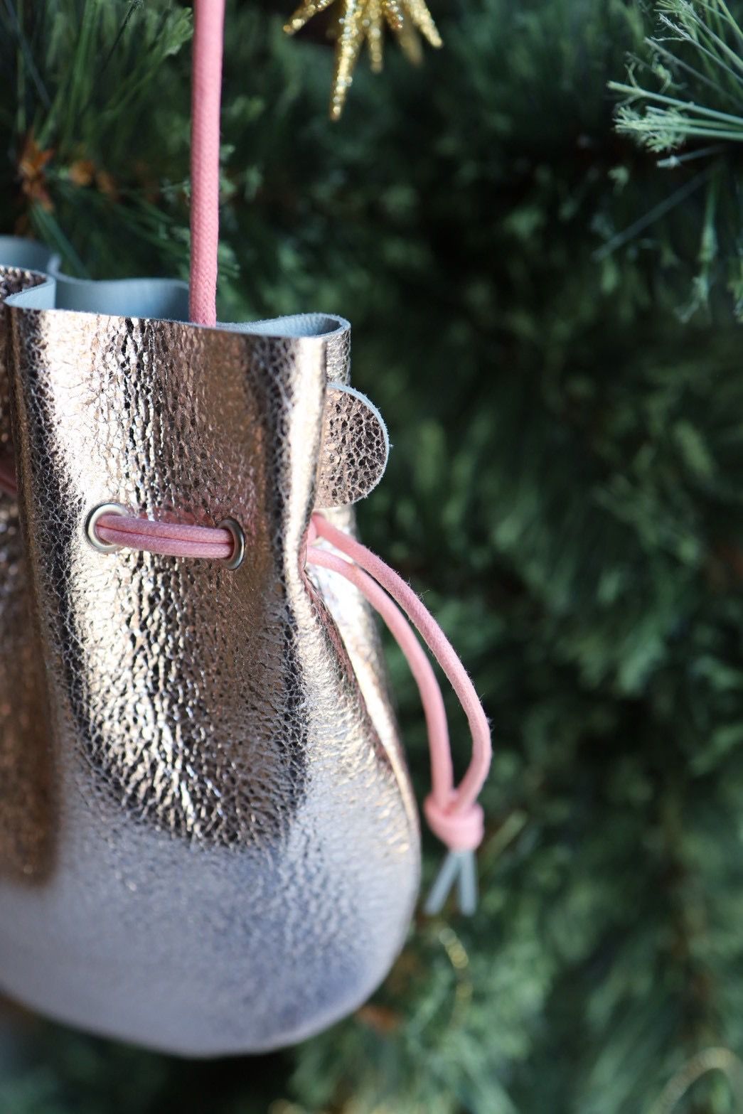 エンダースキーマ バッグpetal sac gloss(yv-b-psg)pink☆12月6日(土)発売！