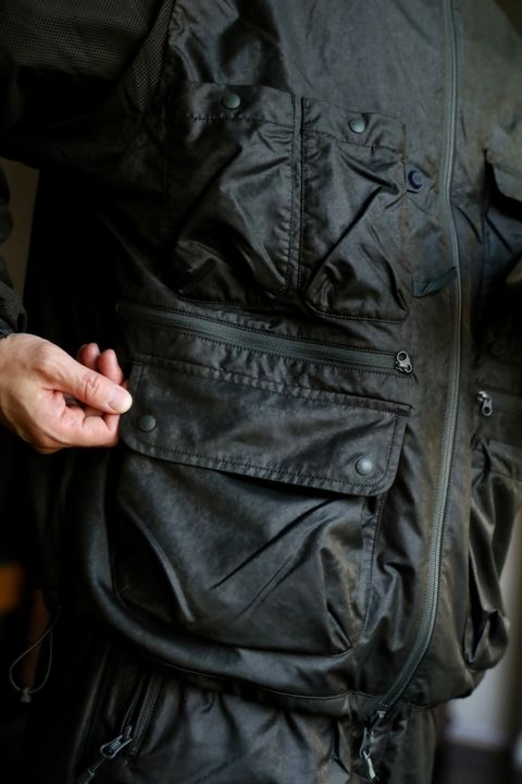 DAIWA PIER39 TECH REVERSIBLE BRITISH HUNTER WINDBREAKER JACKETスタイル.2025.8.23.